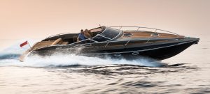 Hunton powerboat